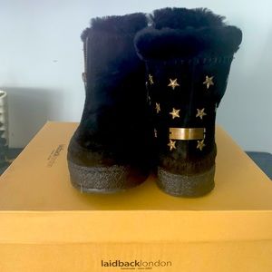 Laidback London black  Setsu Stars Crochet side zip ankle suede boots